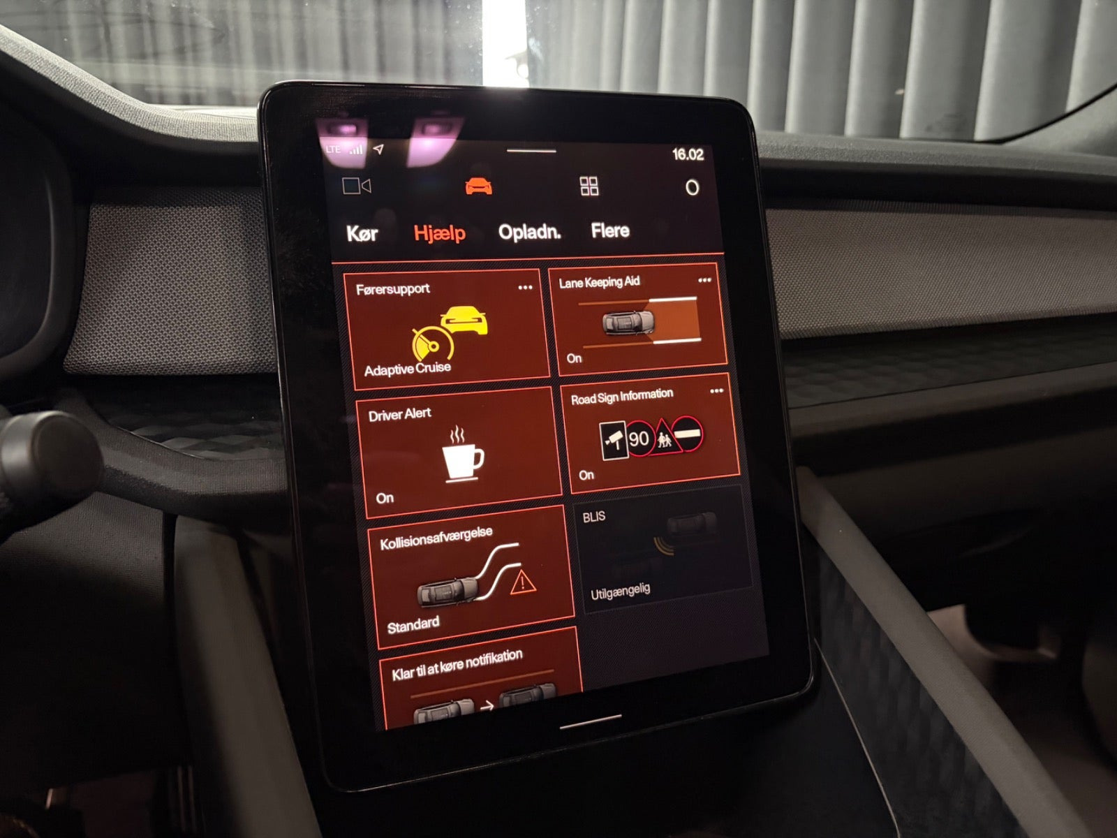 Hvid Polestar 2 fra 2023