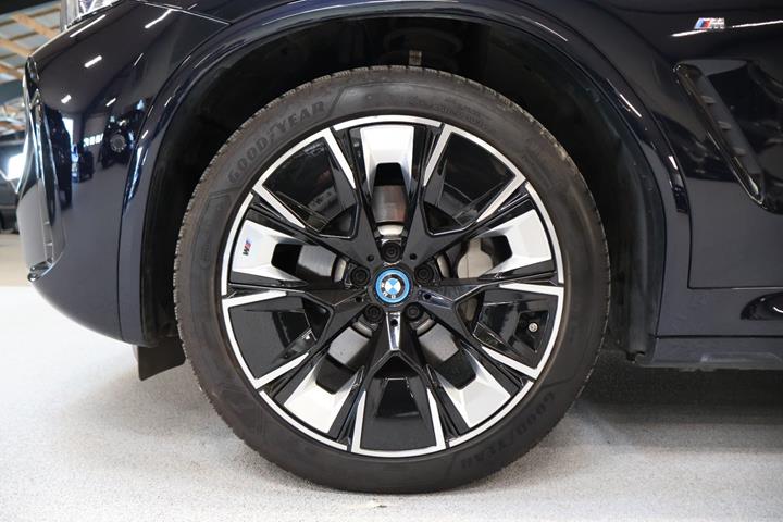 Sort BMW iX3 fra 2022