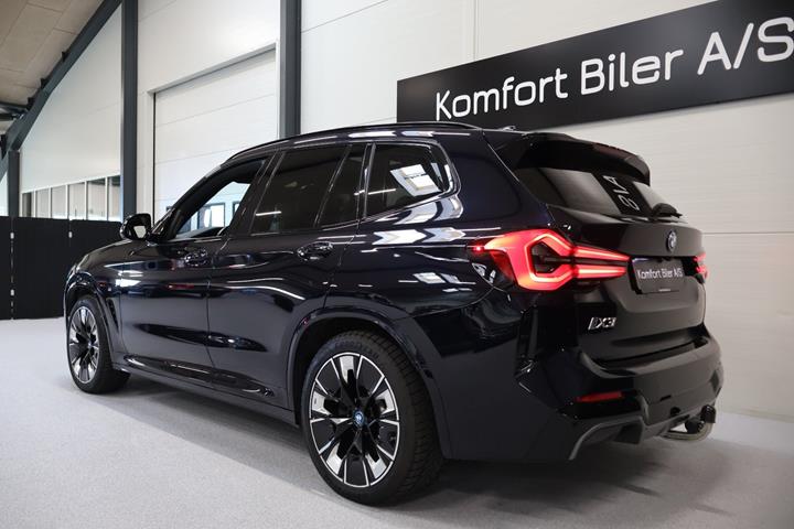 Sort BMW iX3 fra 2022