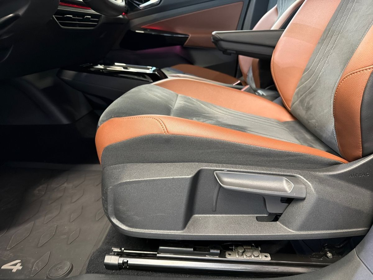 Grå VW ID.4 fra 2021