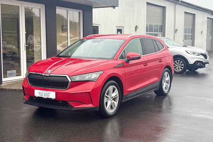 Rød Skoda Enyaq fra 2021