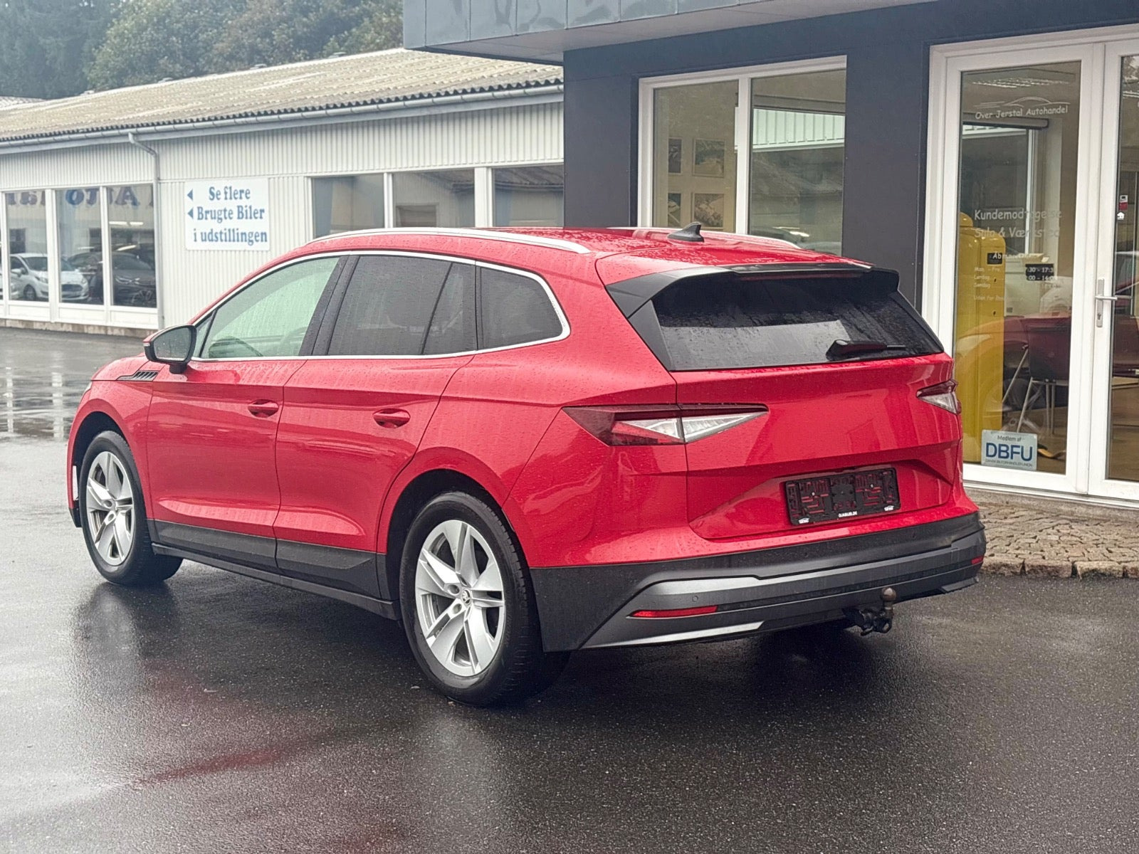 Rød Skoda Enyaq fra 2021