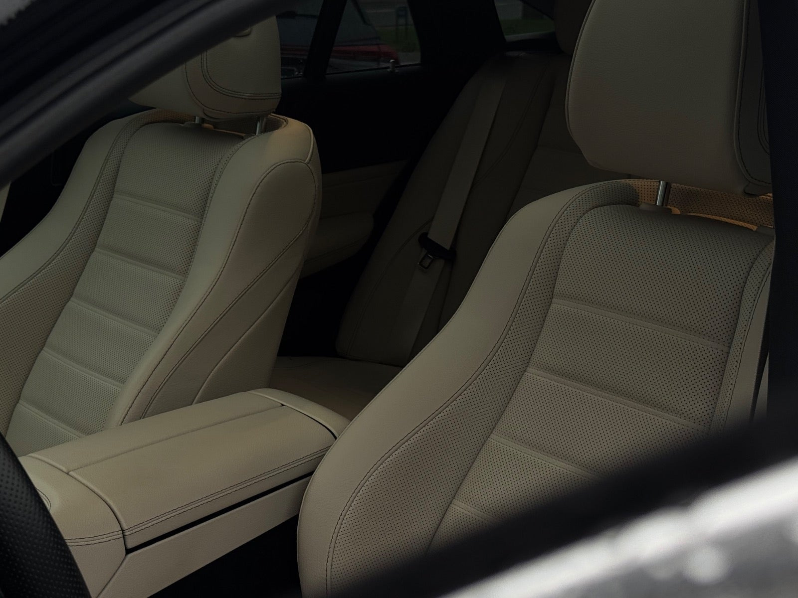 Sort Mercedes GLE350 de fra 2022