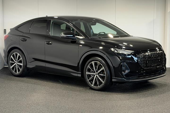Sort Audi Q4 e-tron fra 2024