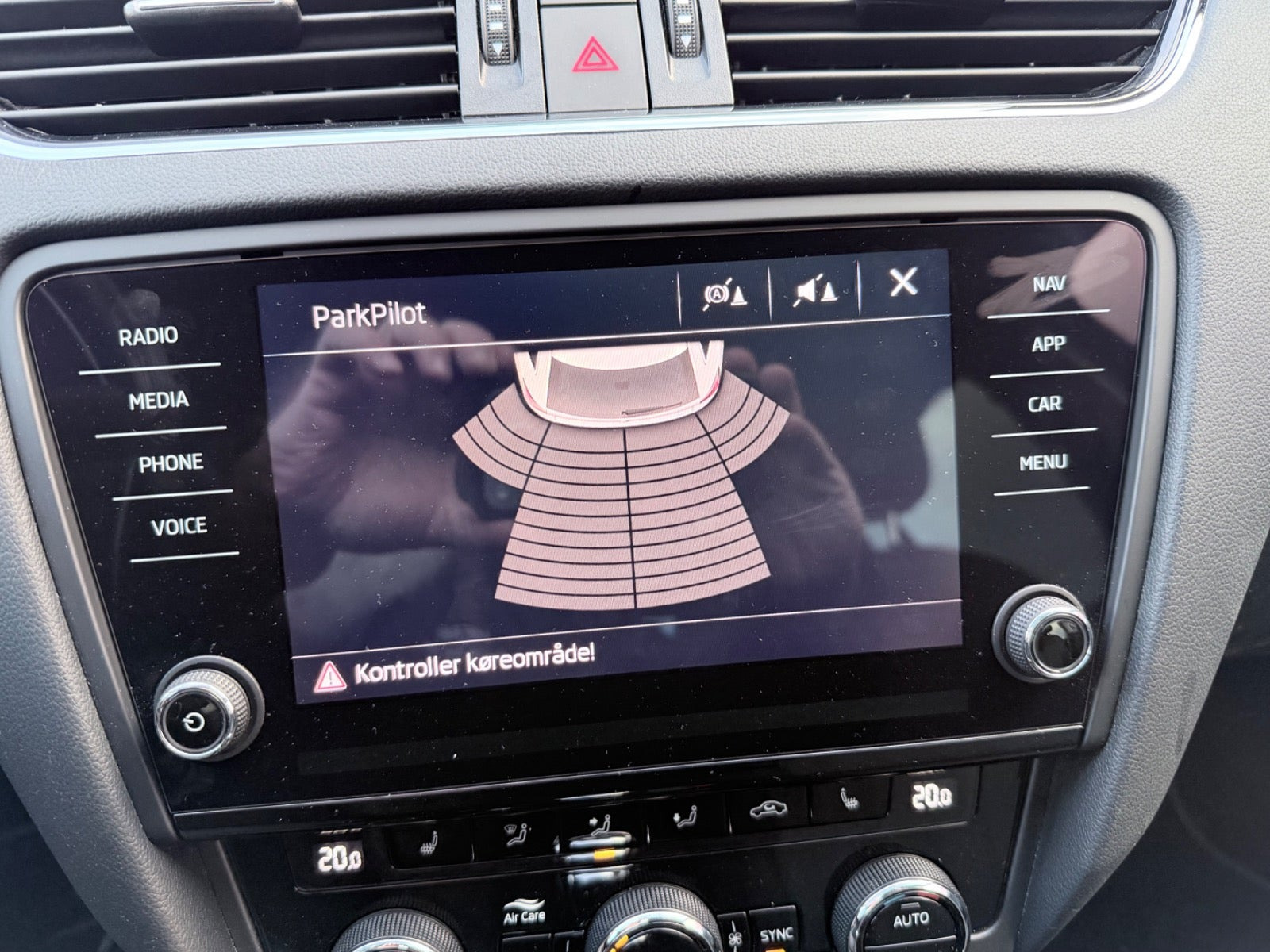 Sort Skoda Octavia fra 2018