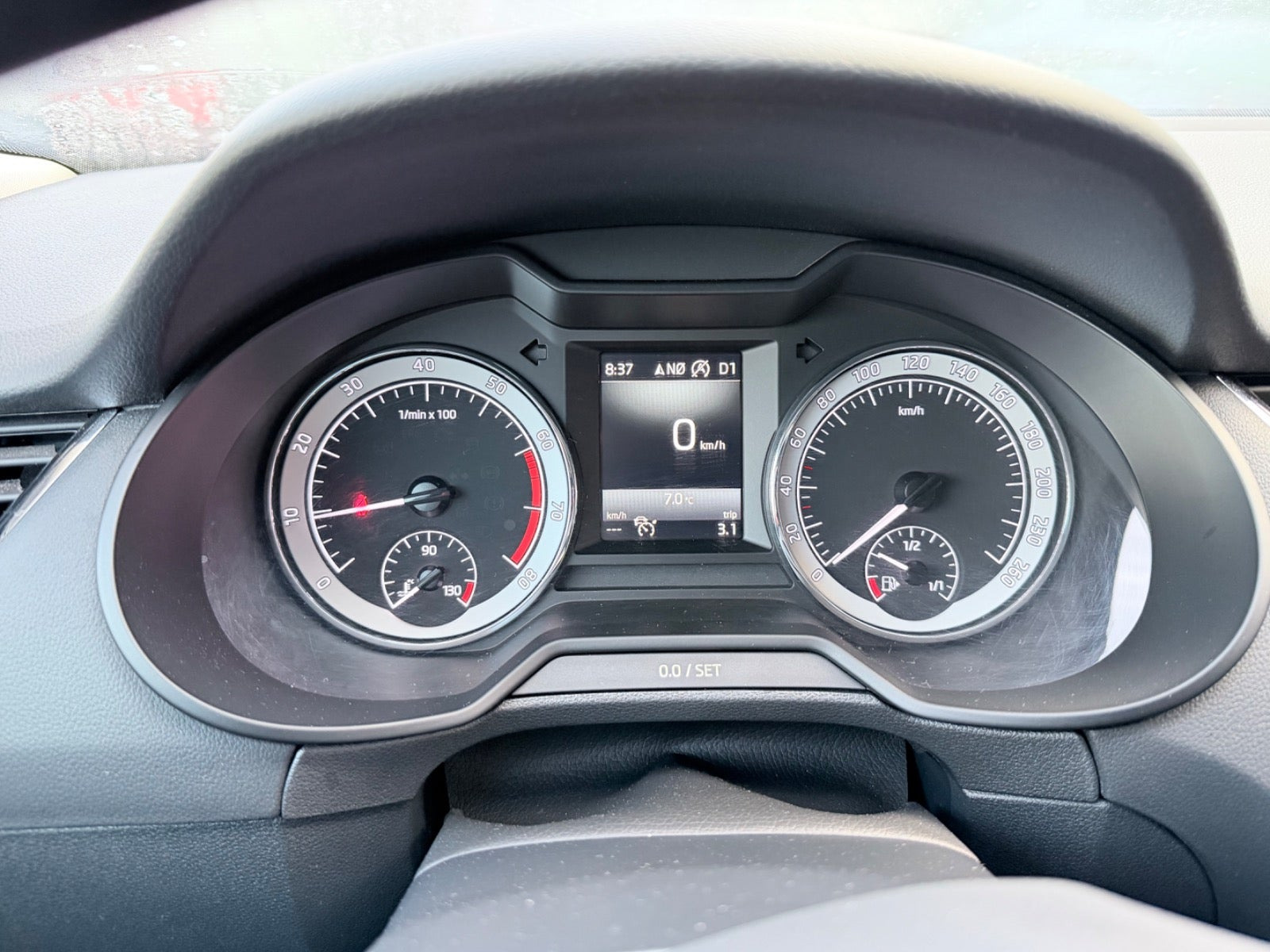 Sort Skoda Octavia fra 2018