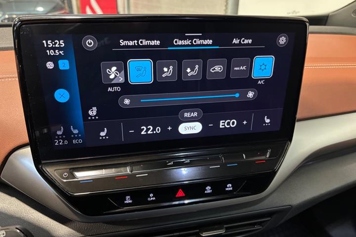Blå VW ID.4 fra 2023