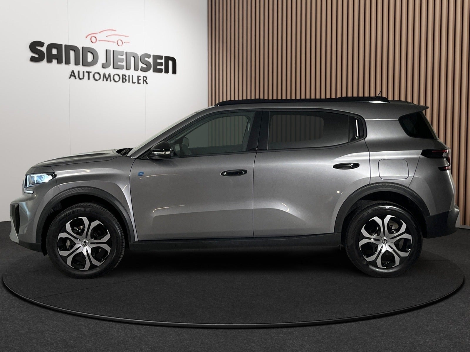Grå Citroën e-C3 Aircross fra 2025