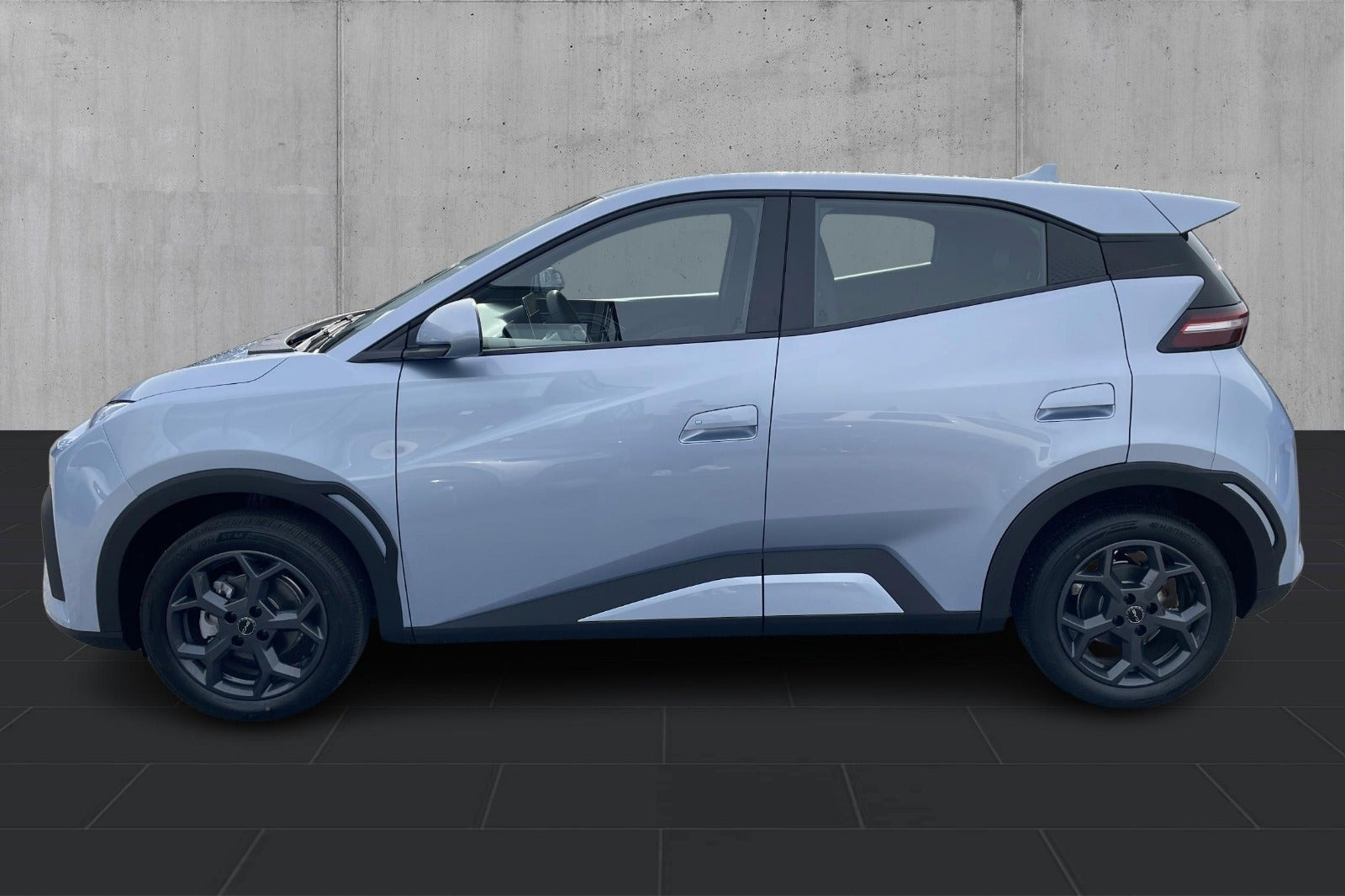 Blå BYD Dolphin Surf fra 2025