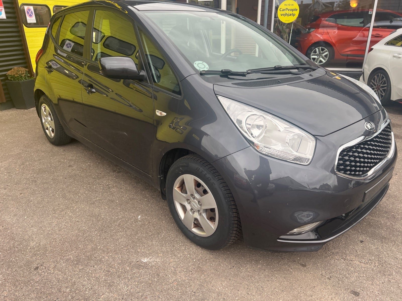 Sort Kia Venga fra 2016