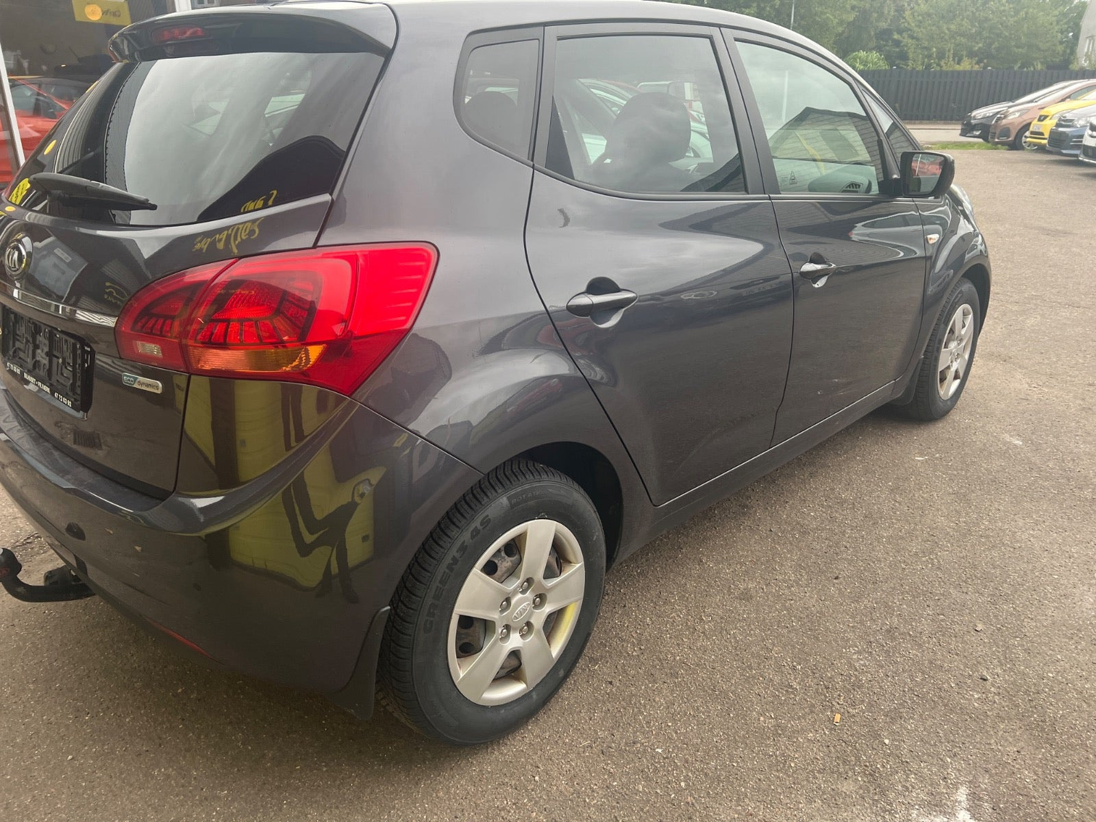 Sort Kia Venga fra 2016
