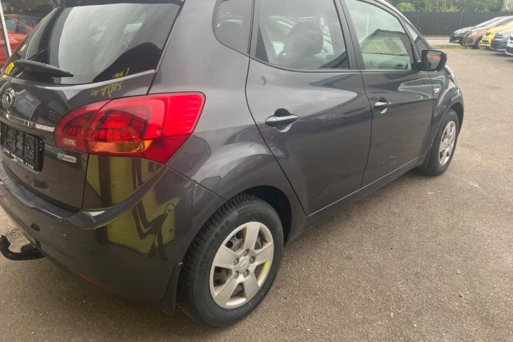 Sort Kia Venga fra 2016
