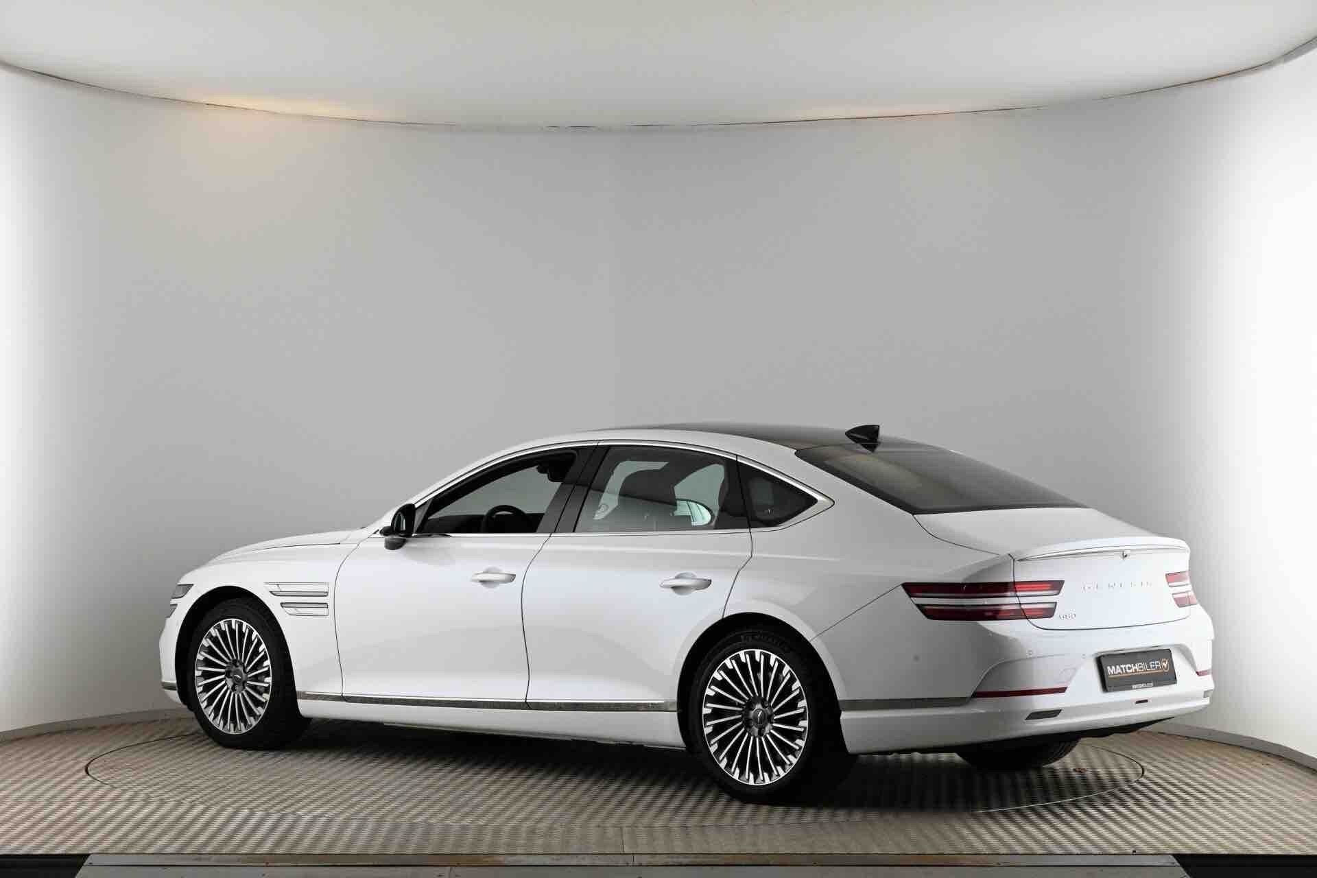 Hvid Genesis G80 fra 2023