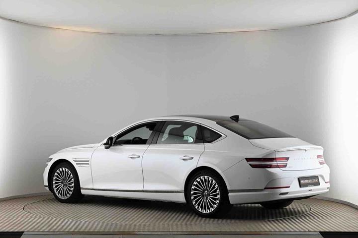 Hvid Genesis G80 fra 2023