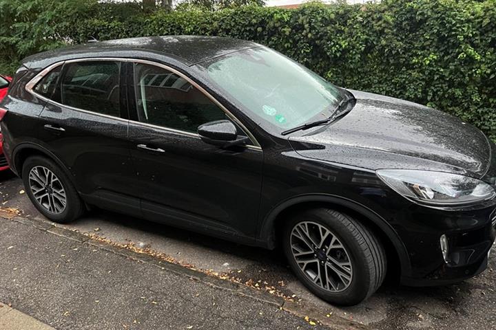 undefined Ford Kuga fra 2020