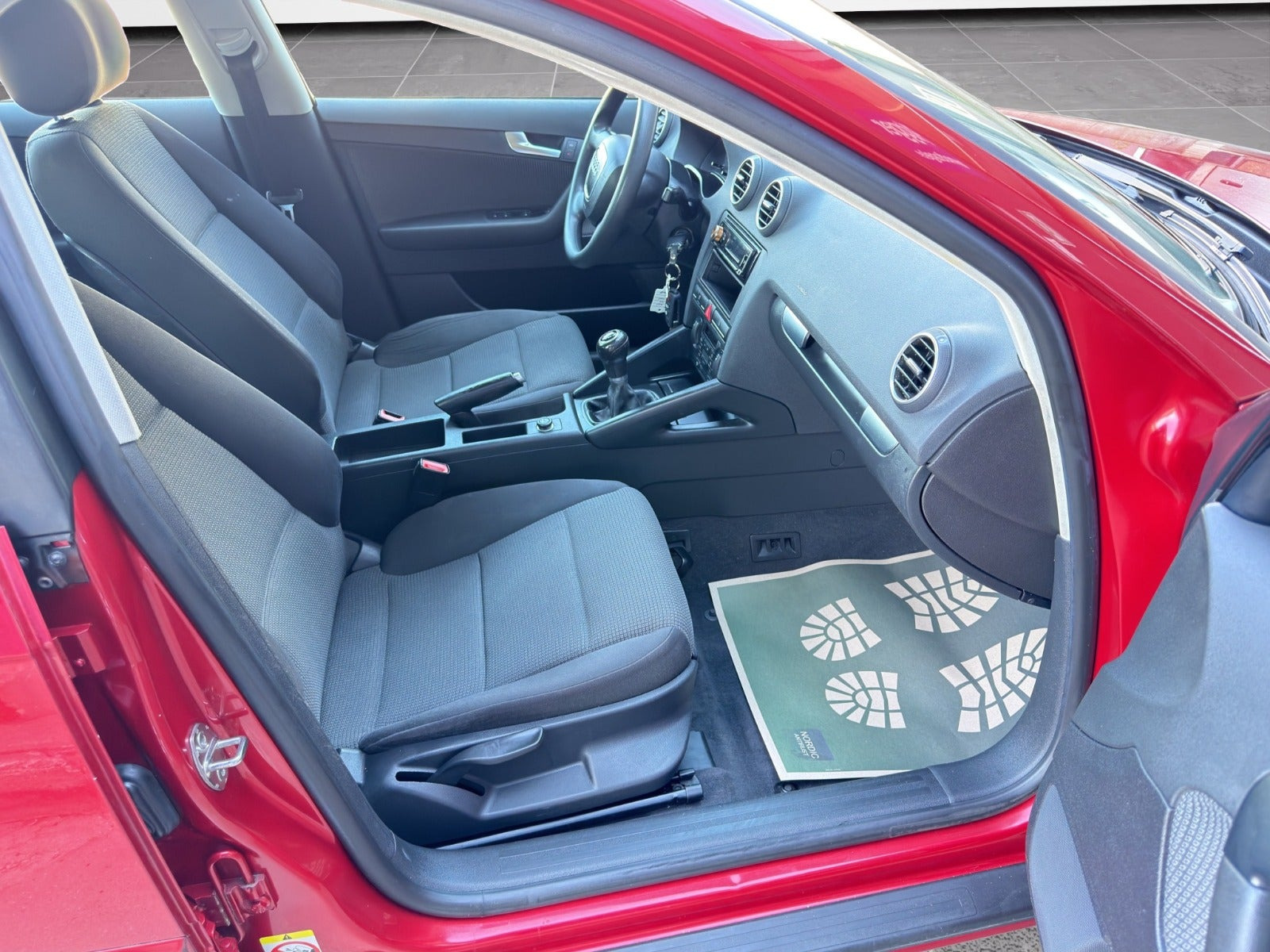 Rød Audi A3 fra 2008