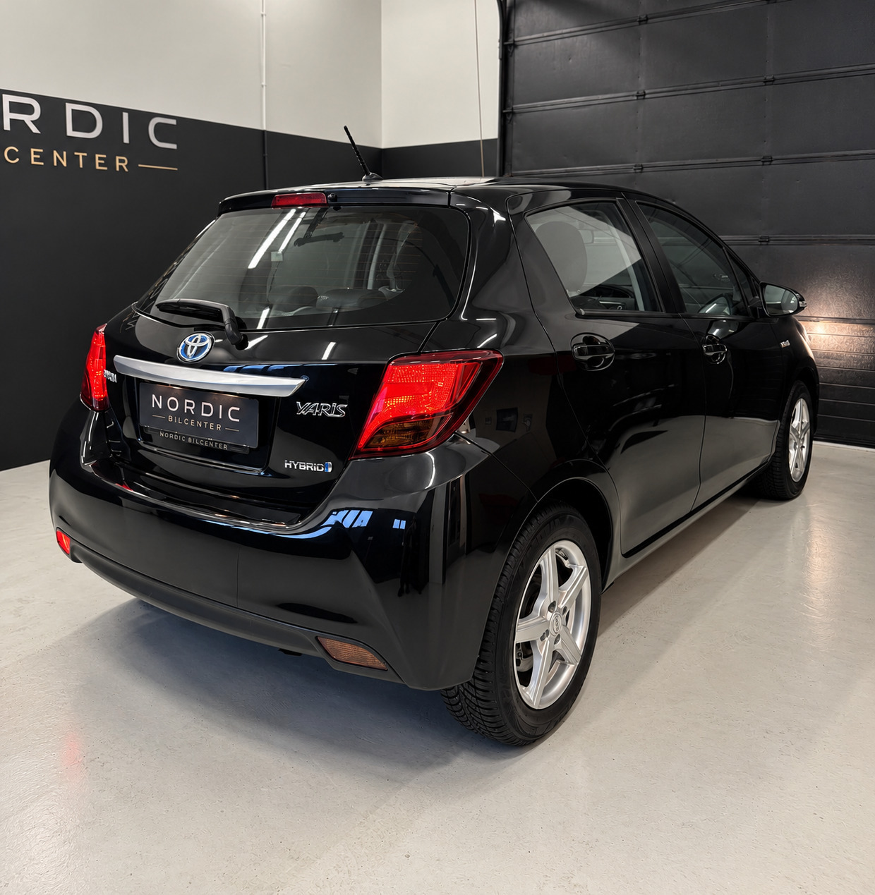 undefined Toyota Yaris fra 2016