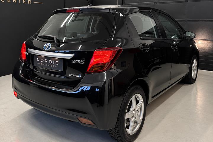 undefined Toyota Yaris fra 2016