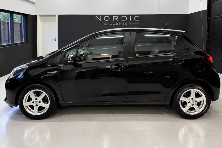undefined Toyota Yaris fra 2016