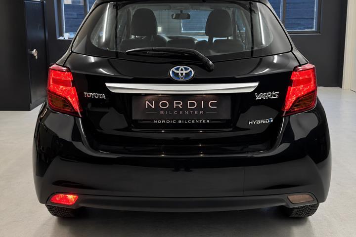 undefined Toyota Yaris fra 2016