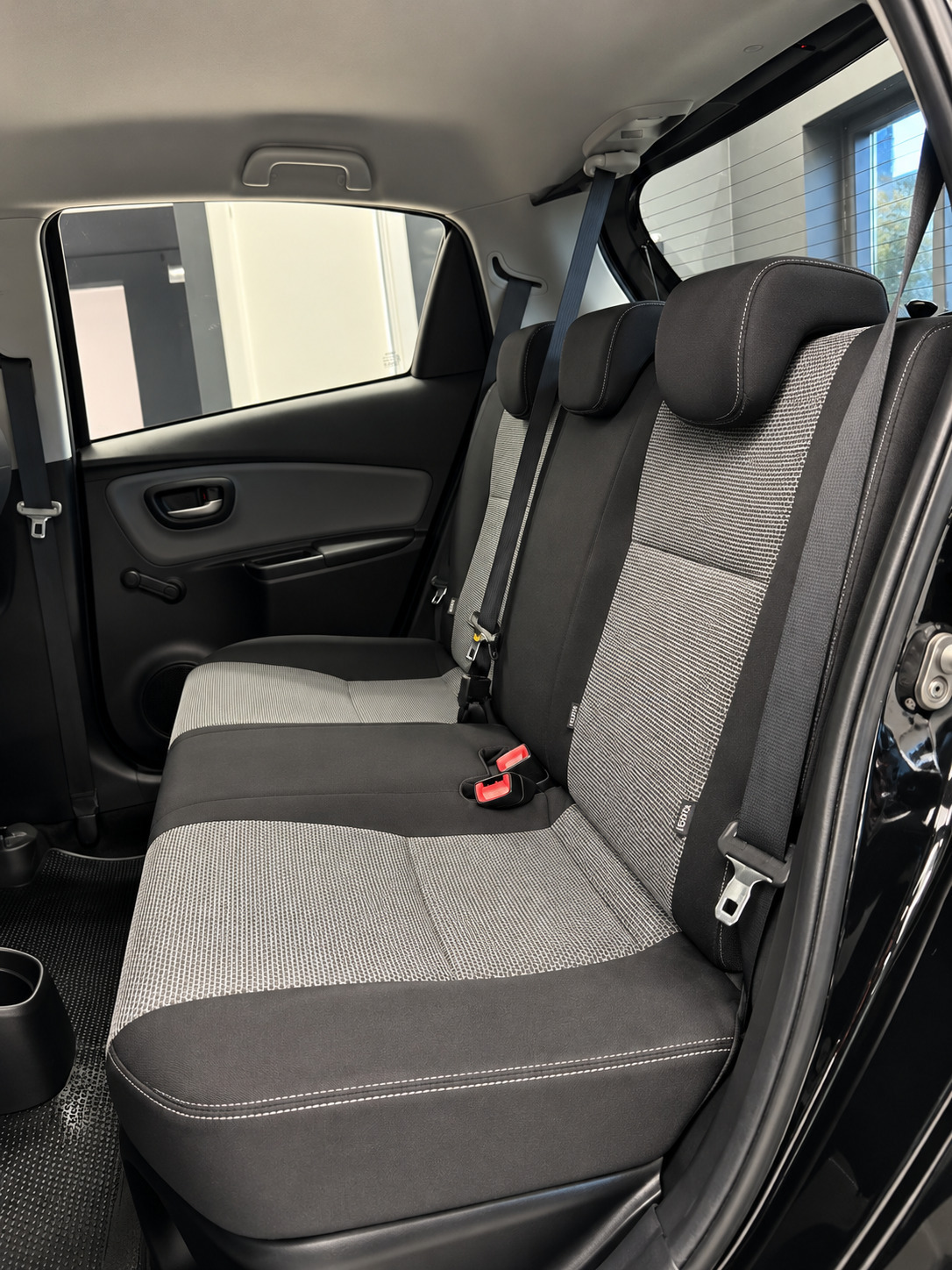undefined Toyota Yaris fra 2016