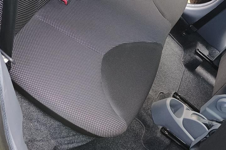 Sort Toyota Aygo fra 2011