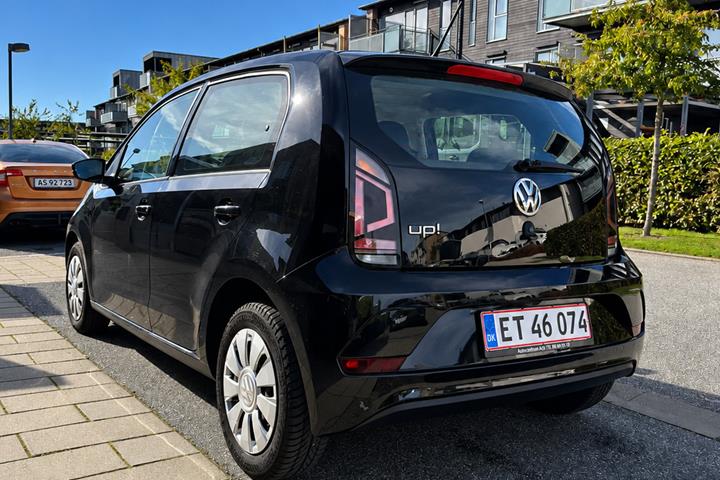 Sort VW UP! fra 2016