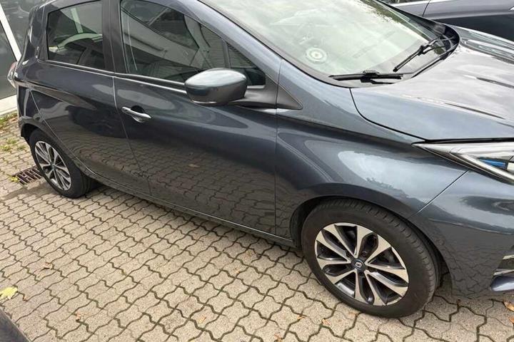 Grå Renault Zoe fra 2019