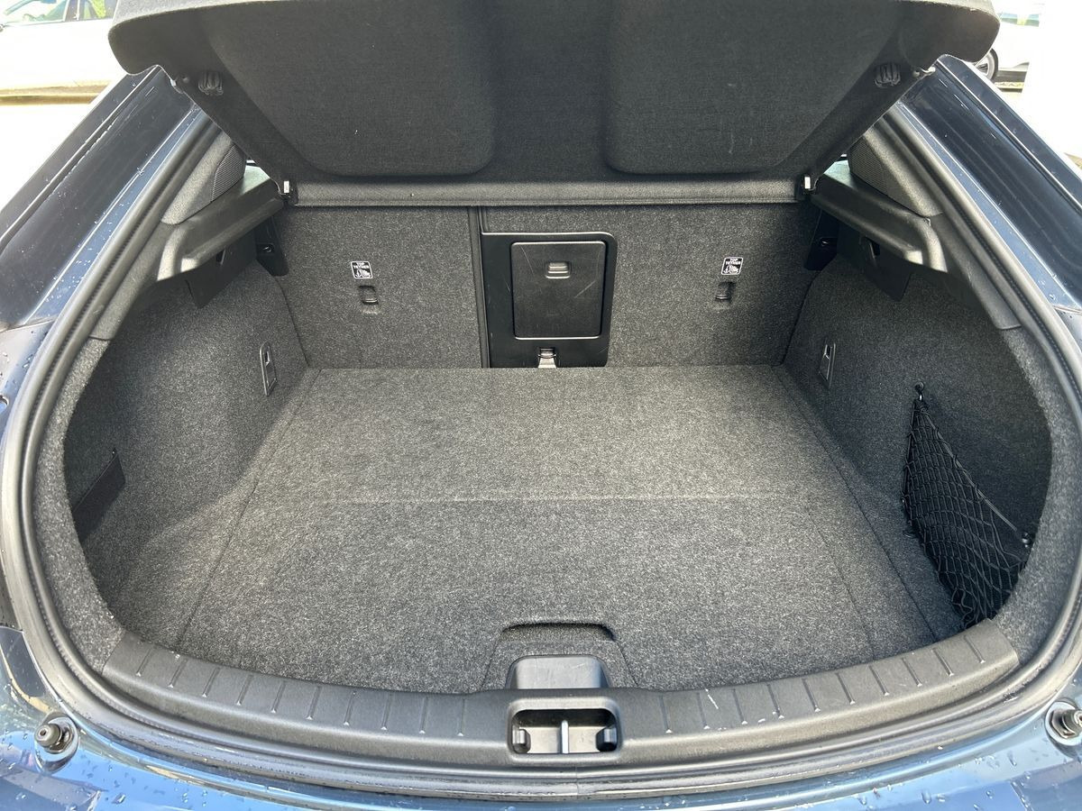 Sort Polestar 2 fra 2024