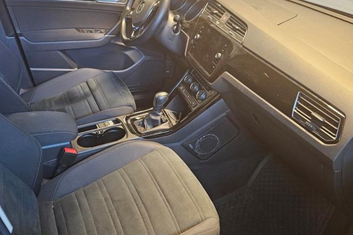 undefined VW Touran fra 2022