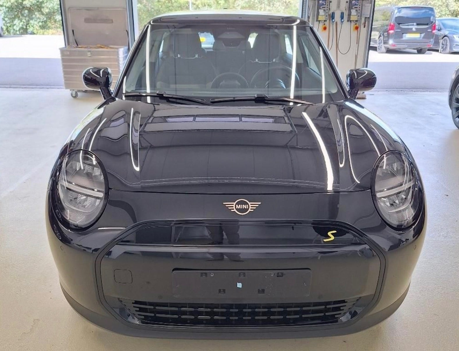 Sort Mini Cooper SE fra 2025