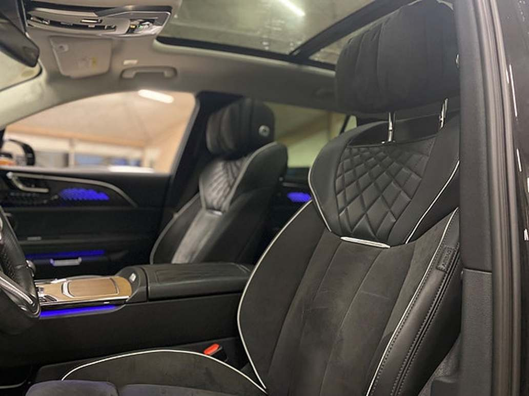 Sort Hongqi Hongqi E-HS9 fra 2024