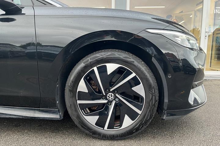 Sort VW ID.7 fra 2025