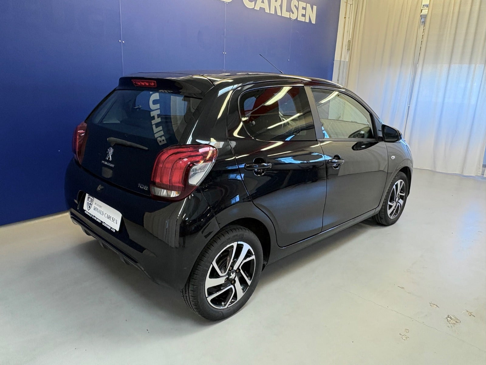 Sort Peugeot 108 fra 2020