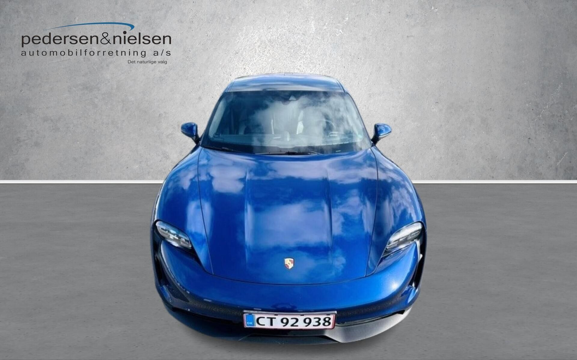 Blå Porsche Taycan fra 2020