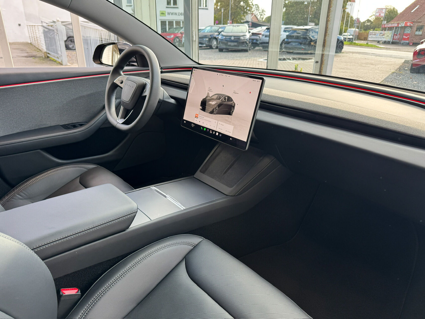 Sort Tesla Model 3 fra 2024