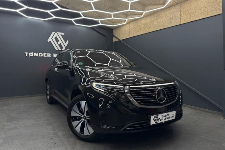 Sort Mercedes EQC400 fra 2023