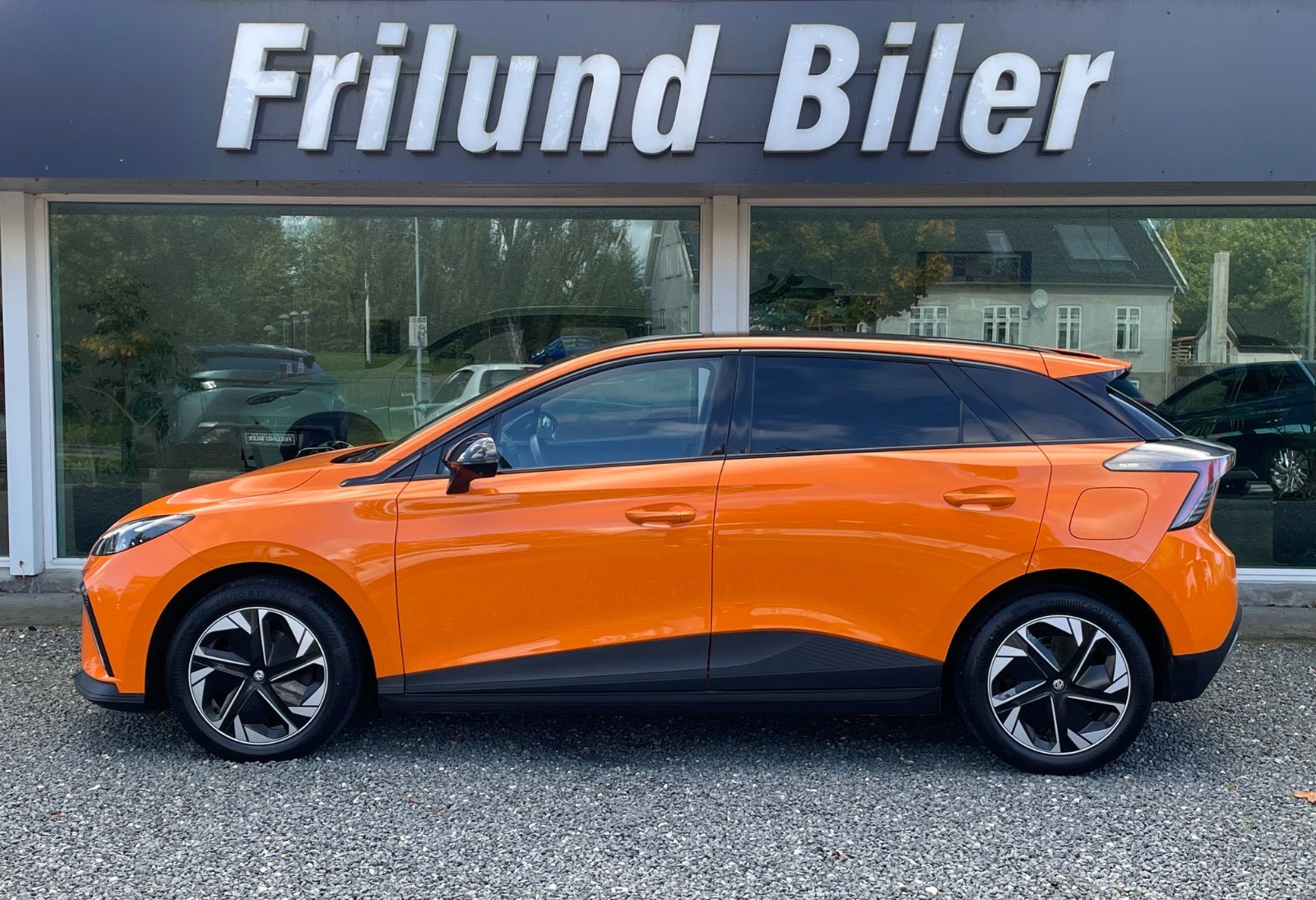 Orange MG MG4 fra 2022