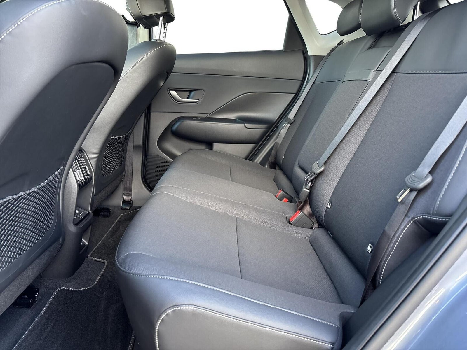 Blå Hyundai Kona fra 2026