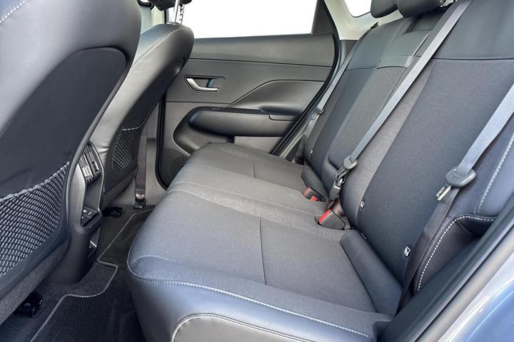 Blå Hyundai Kona fra 2026