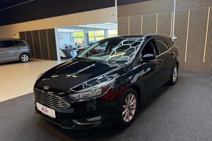 Sort Ford Focus fra 2015