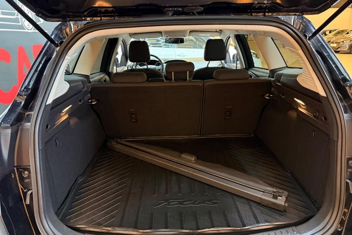 Sort Ford Focus fra 2015