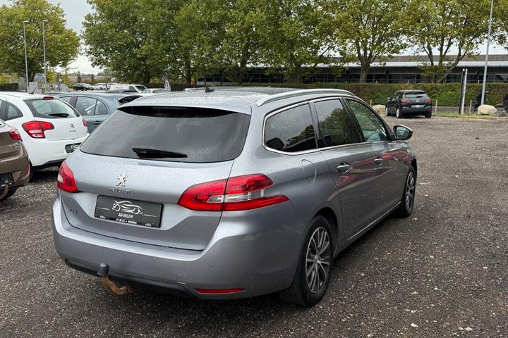 undefined Peugeot 308 fra 2017