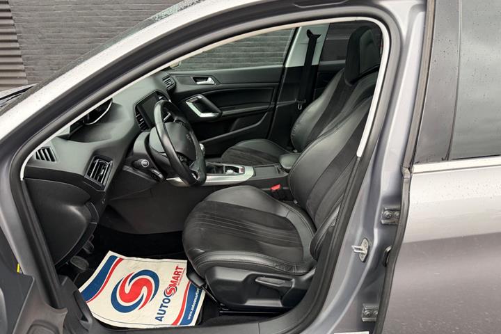 undefined Peugeot 308 fra 2017
