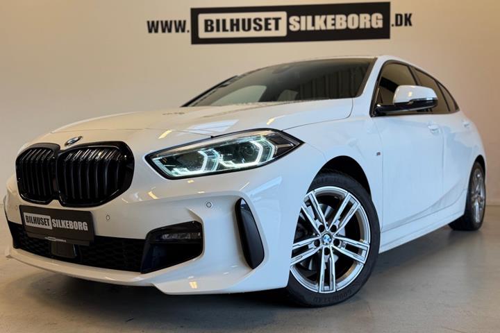 Hvid BMW 118i fra 2020