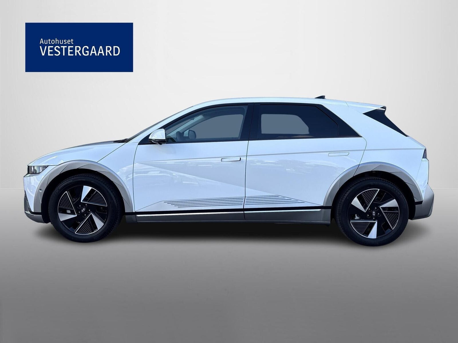 Beige Hyundai Ioniq 5 fra 2026