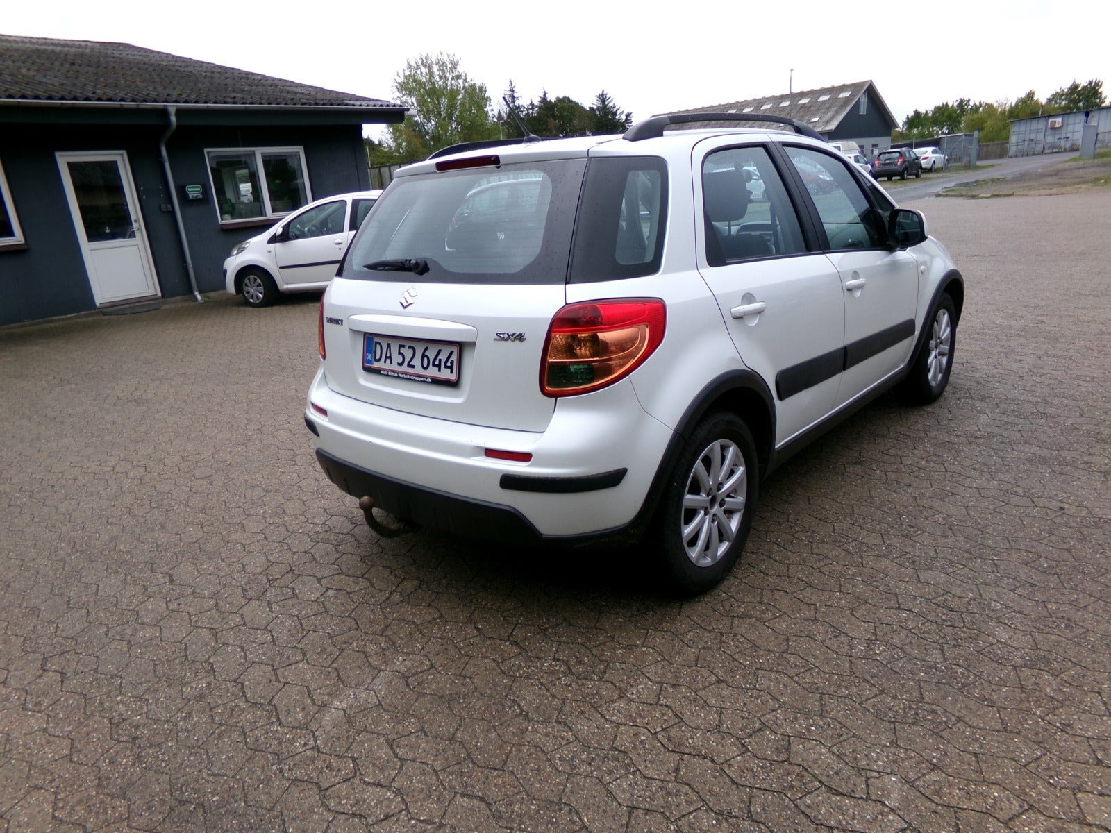 Hvid Suzuki SX4 fra 2009