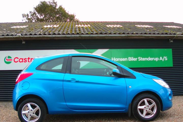Blå Ford Ka fra 2013