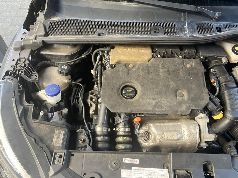 undefined Peugeot 208 fra 2020