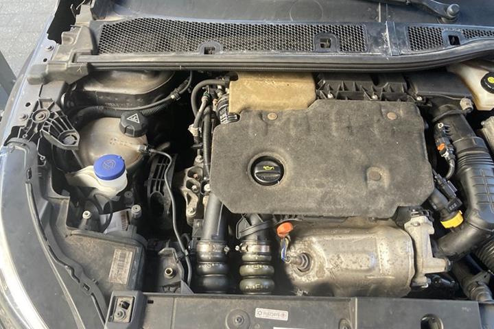 undefined Peugeot 208 fra 2020
